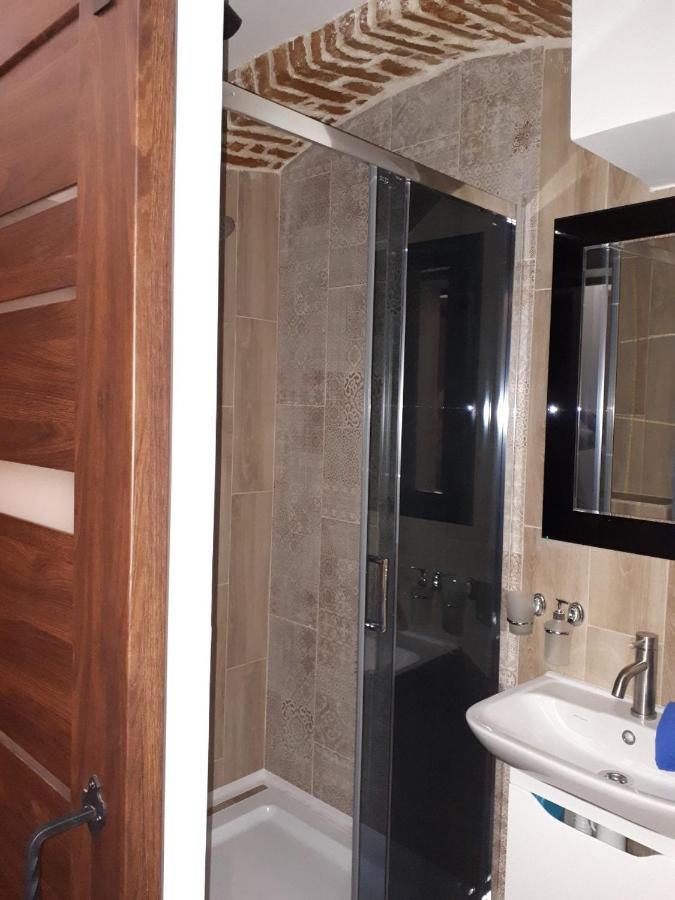 Cozy Loft В Самому Центрі Львоваアパートメント エクステリア 写真