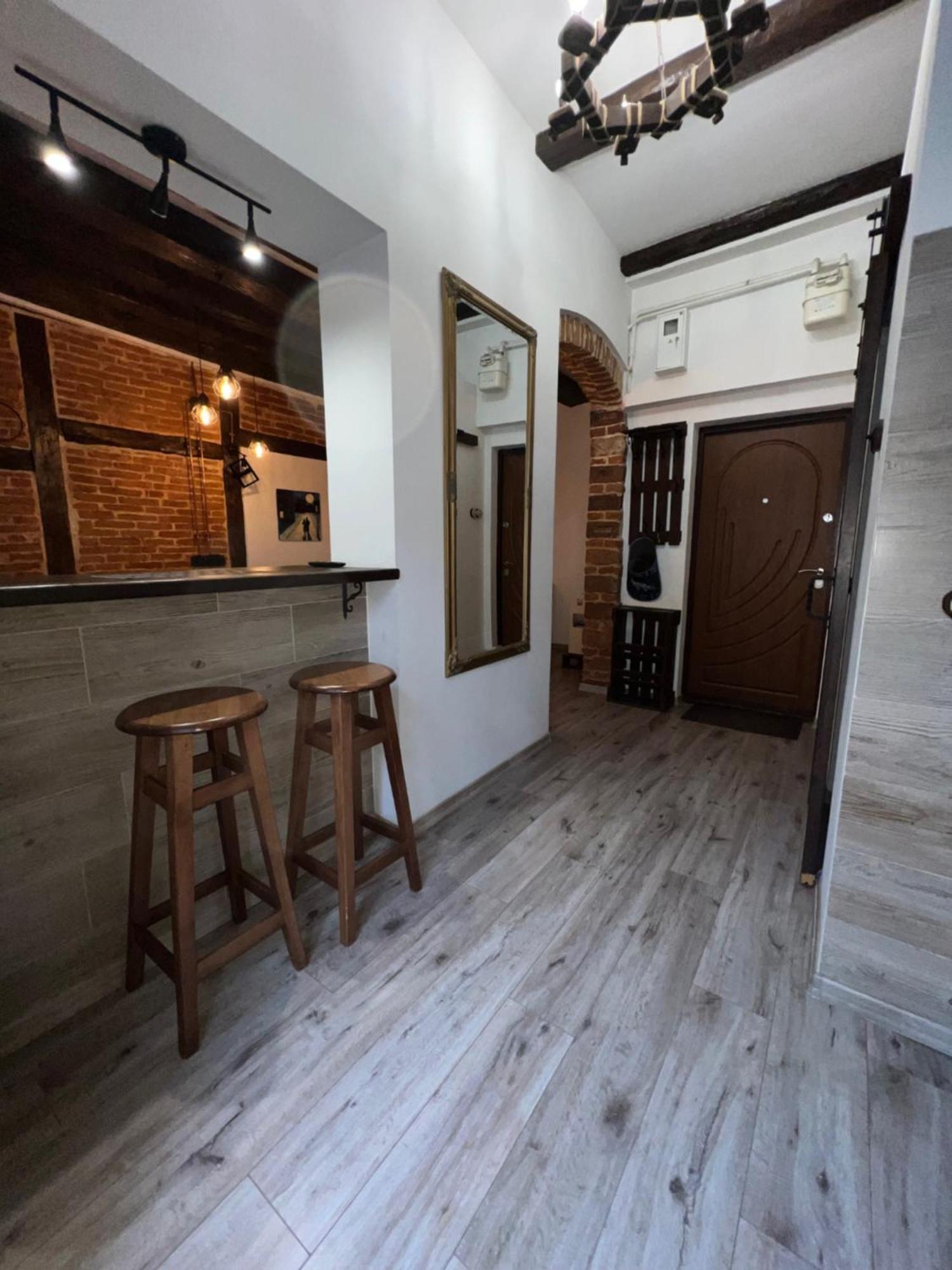 Cozy Loft В Самому Центрі Львоваアパートメント エクステリア 写真